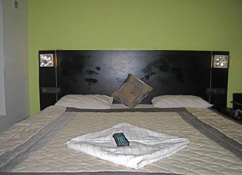 Hotel T.A.P. Gold Crest Bangalore Chambre photo