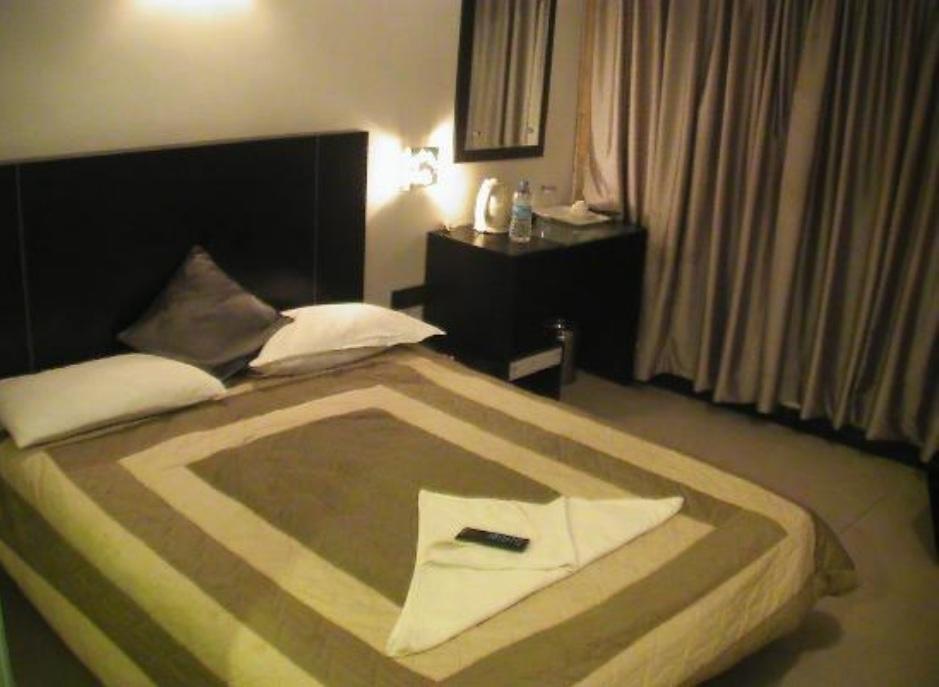 Hotel T.A.P. Gold Crest Bangalore Chambre photo
