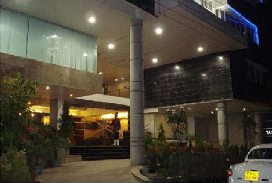 Hotel T.A.P. Gold Crest Bangalore Extérieur photo